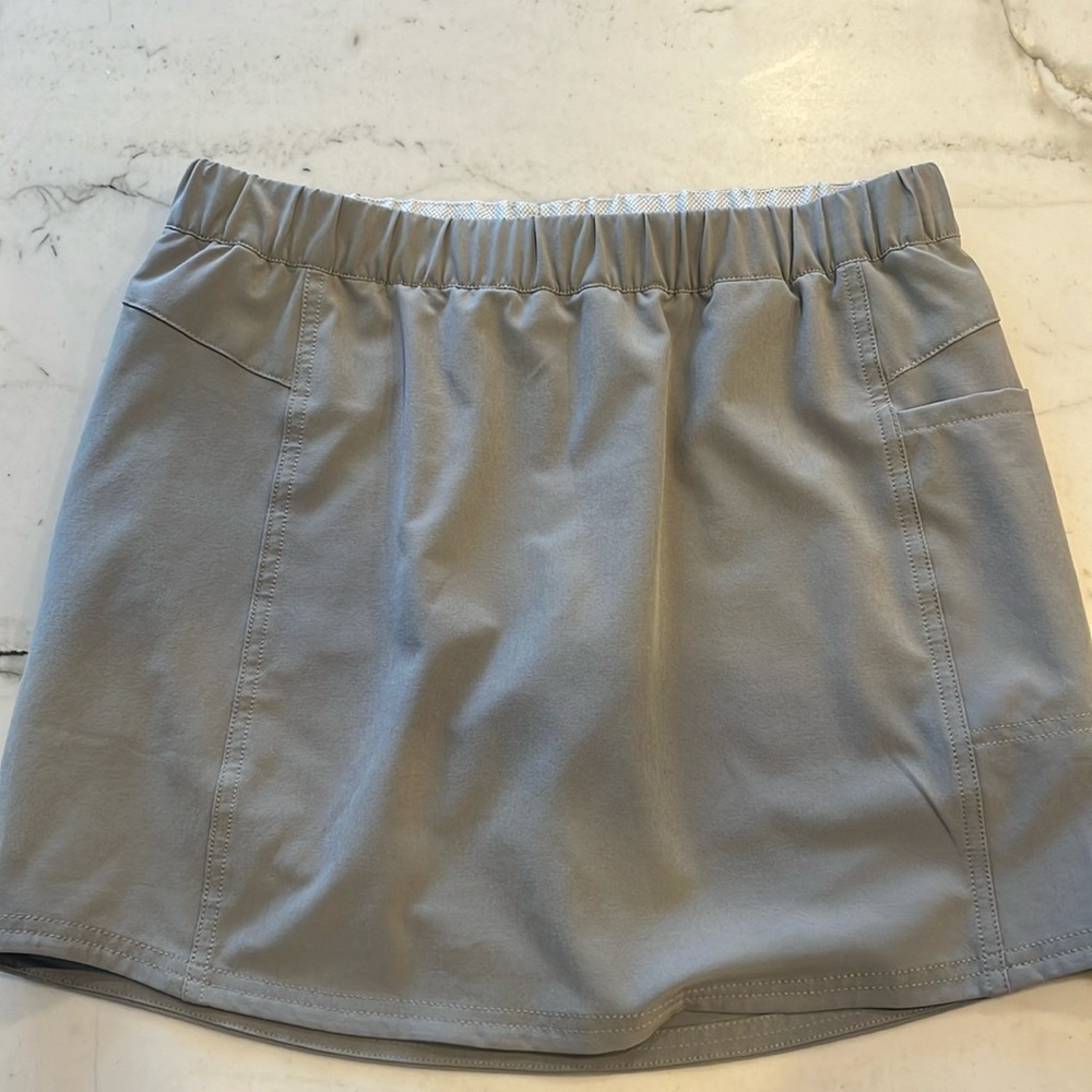 Patagonia Women’s skirt/skort. Size Small